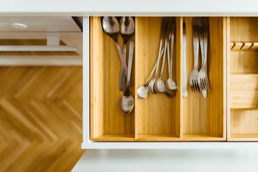 10-Minute Evening Tidy: A Working Mom’s Reset Routine