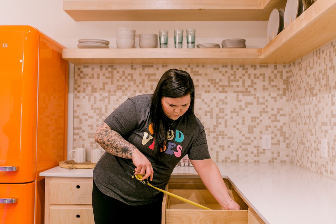10-Minute Kitchen Declutter: Quick Wins for Busy Moms