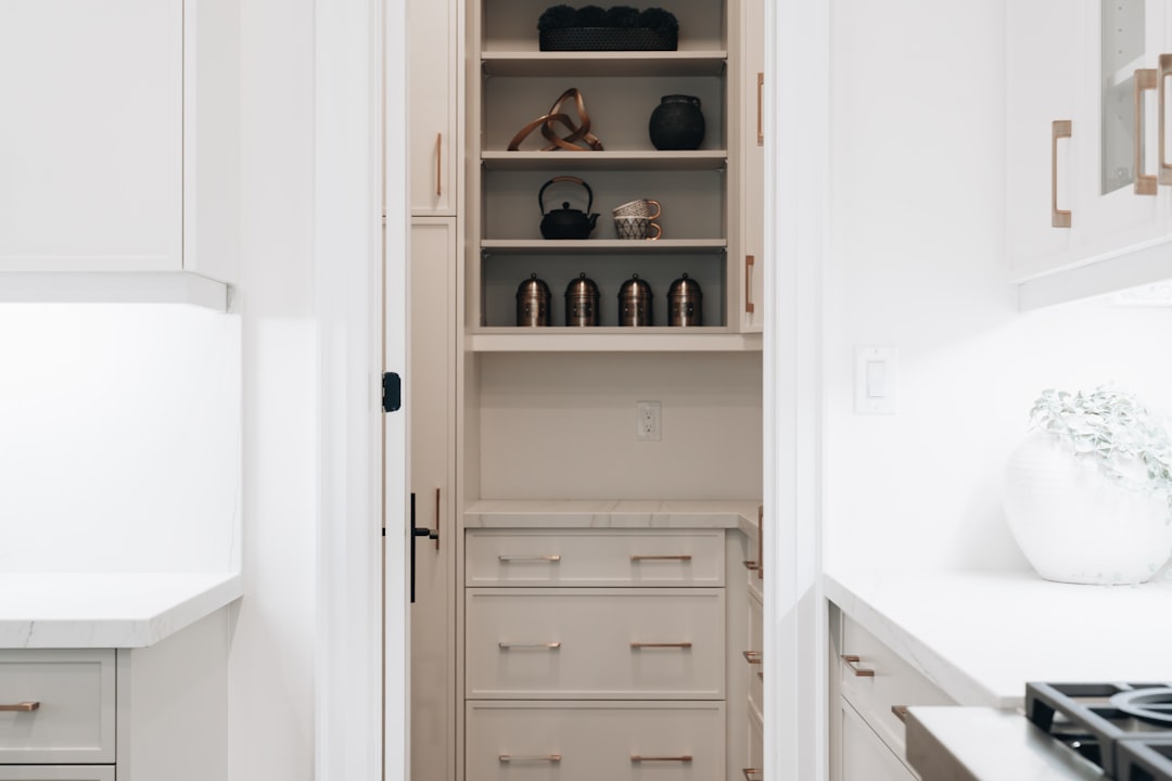 10-Minute Pantry Reset for Busy Moms