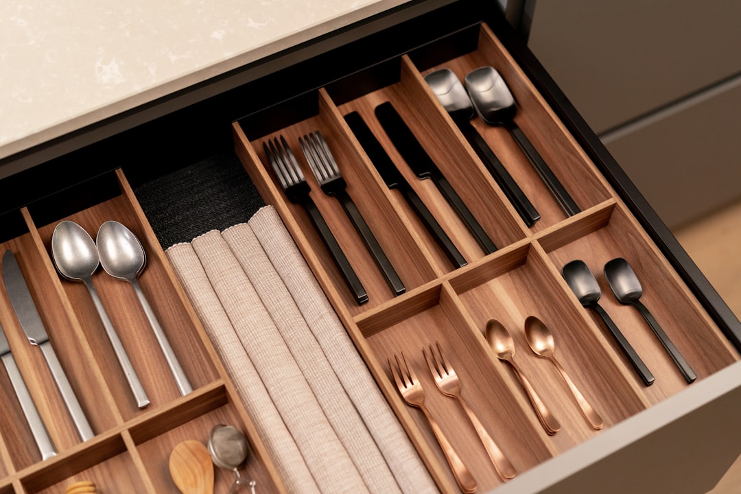 5-Minute Home Refresh: Quick Decluttering for Busy Moms