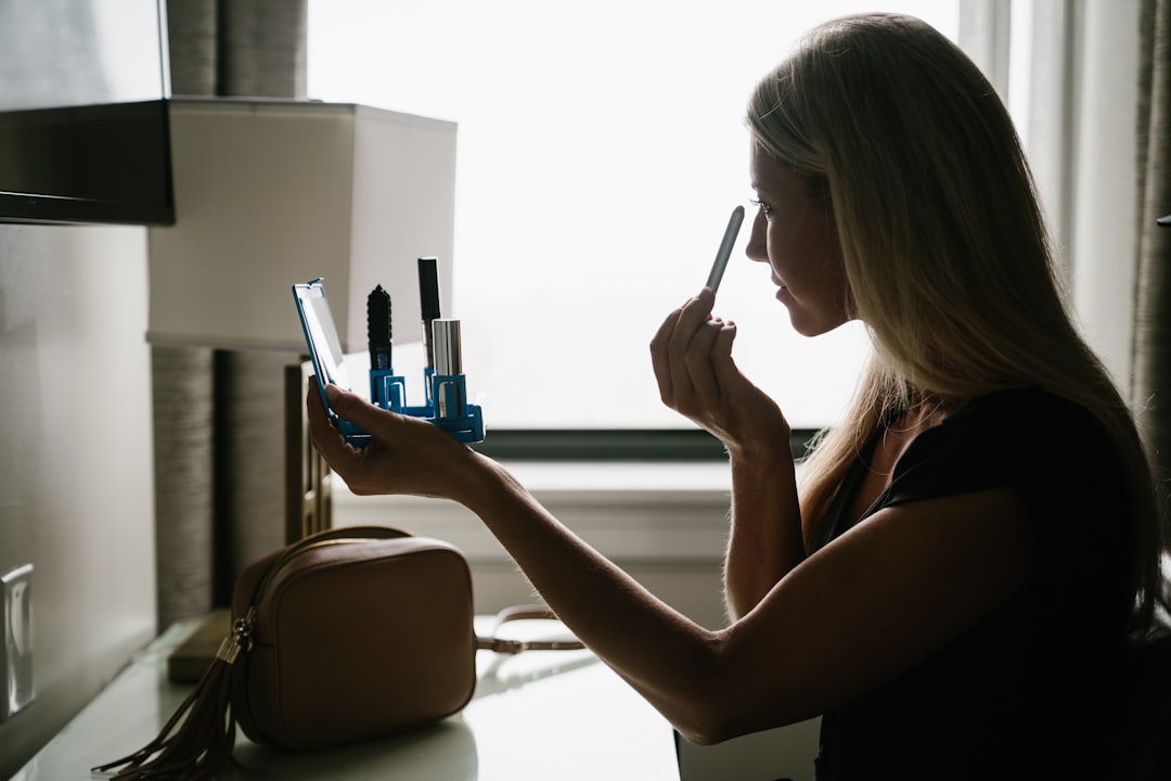 5-Minute Makeup Routine for Busy Mornings (2026 Guide)