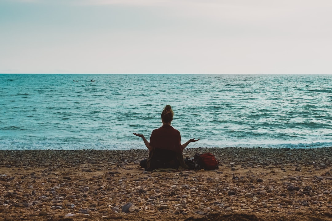 5-Minute Mindfulness for Busy Moms: Quick Calm in 2026