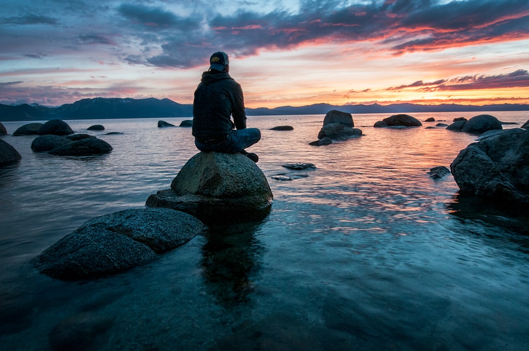 5-Minute Mindfulness: Quick Stress Relief for Working Moms