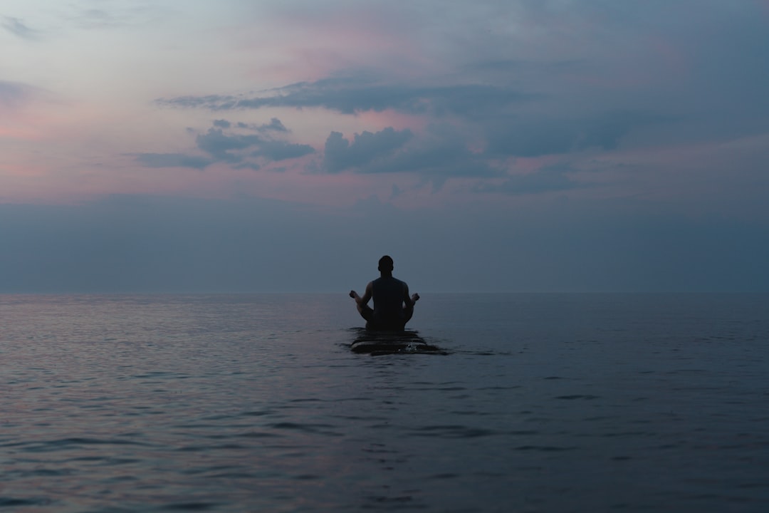 5-Minute Mindfulness Rituals for Busy Working Moms