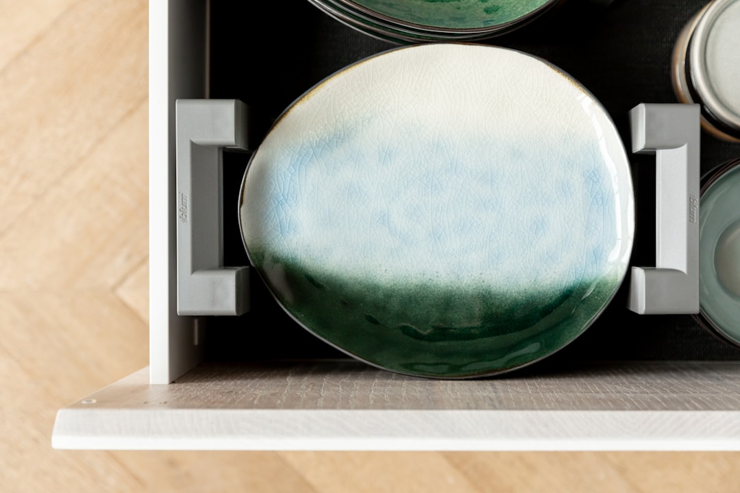 5-Minute Morning Reset: Tidy Your Home Before Work