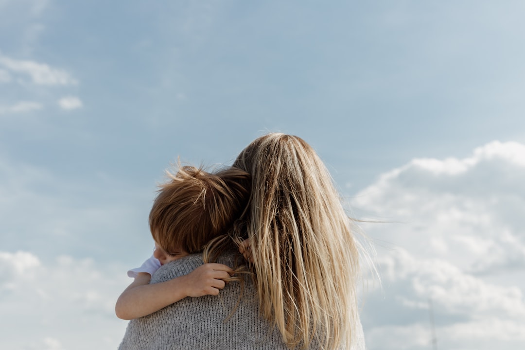 5-Minute Morning Routine for Working Moms to Beat Guilt
