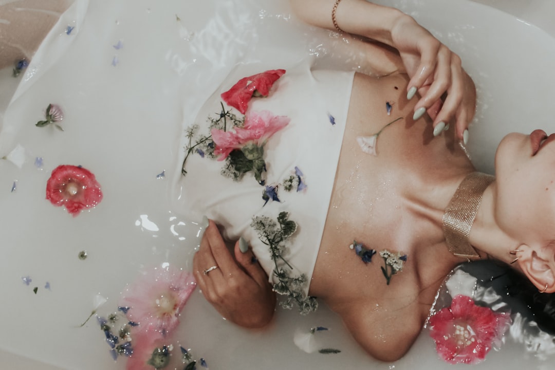 5-Minute Self-Care Rituals for Overwhelmed Working Moms