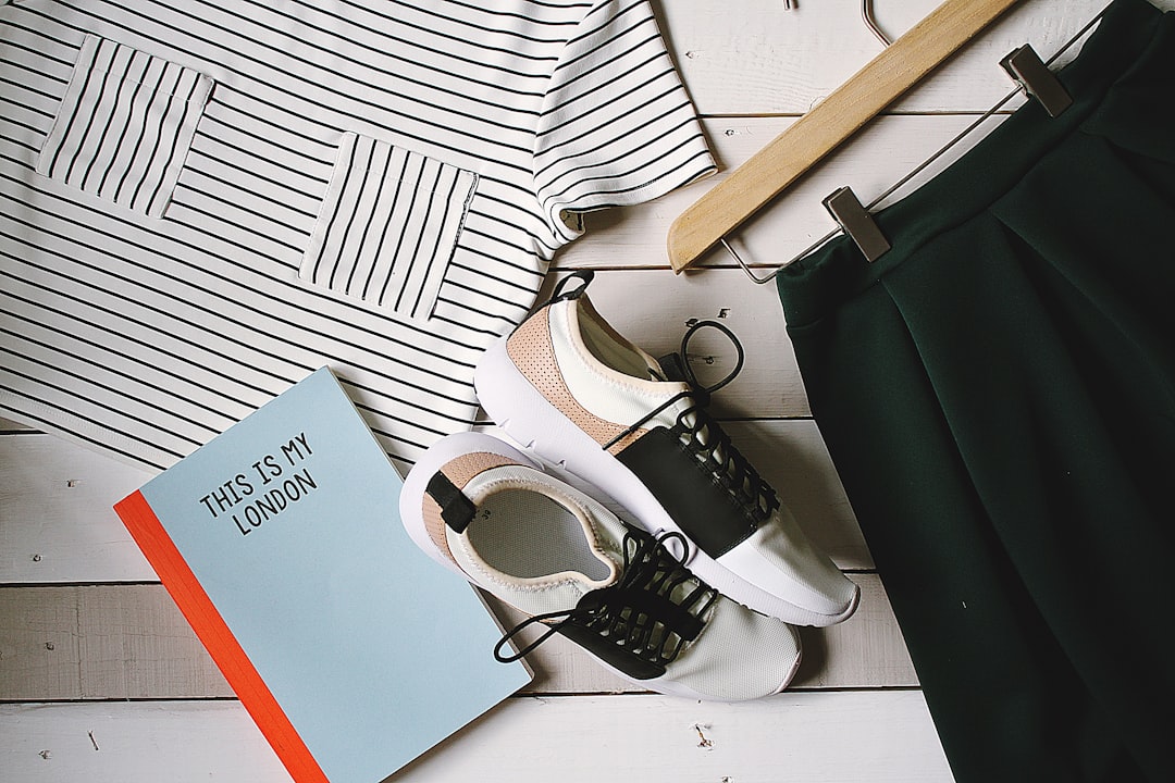 5-Minute Workwear Capsule: 10 Pieces, Endless Outfits