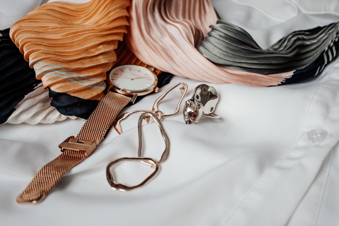 5-Minute Workwear: Effortless Outfits for Busy Moms