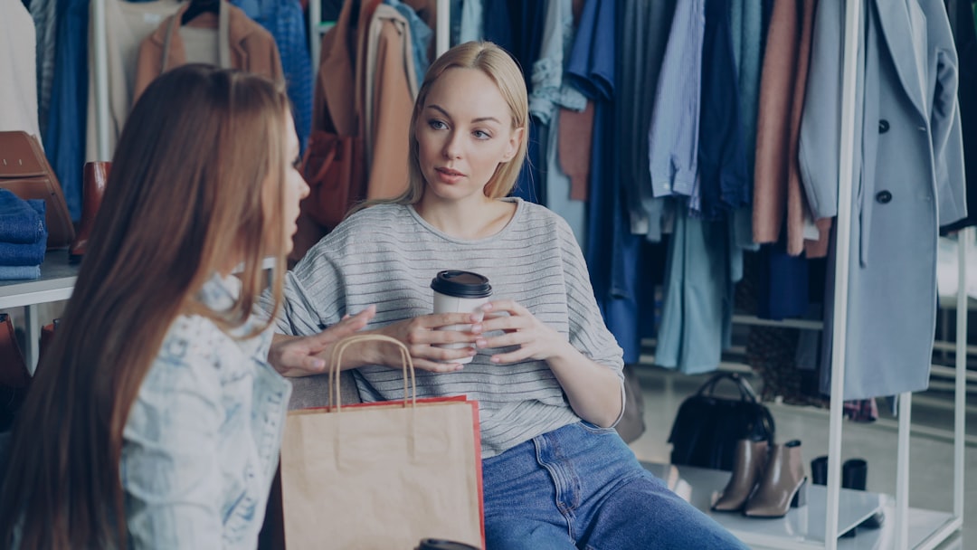 5-Piece Capsule Wardrobe for Work: Easy Outfits for Busy Moms
