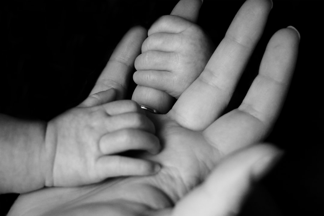 5 Ways to Beat Working Mom Guilt This Summer