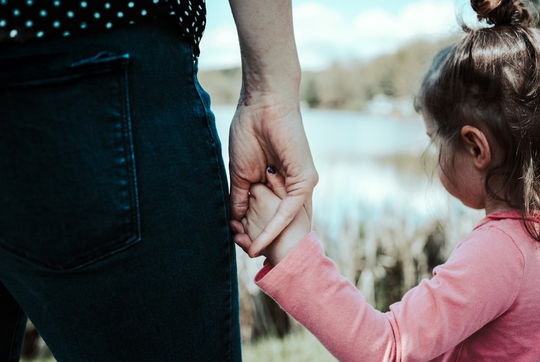 Beat Working Mom Guilt: 5 Real Talk Tips