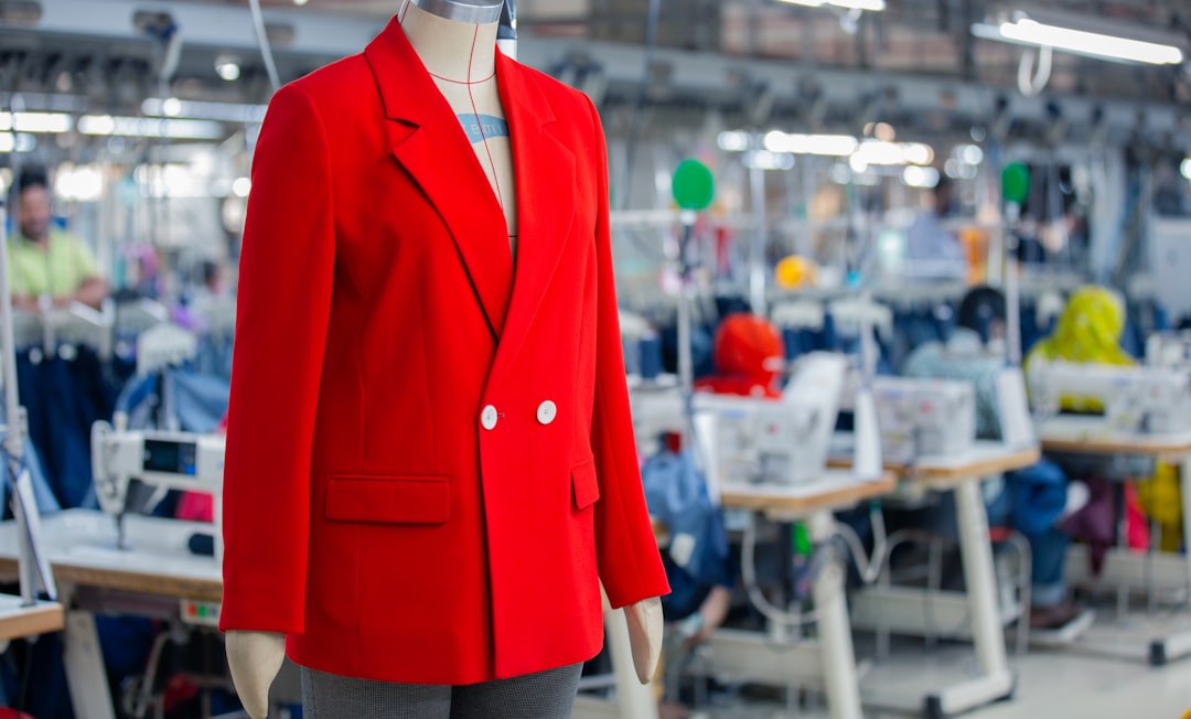 5 Business Casual Outfits for Working Moms This Summer