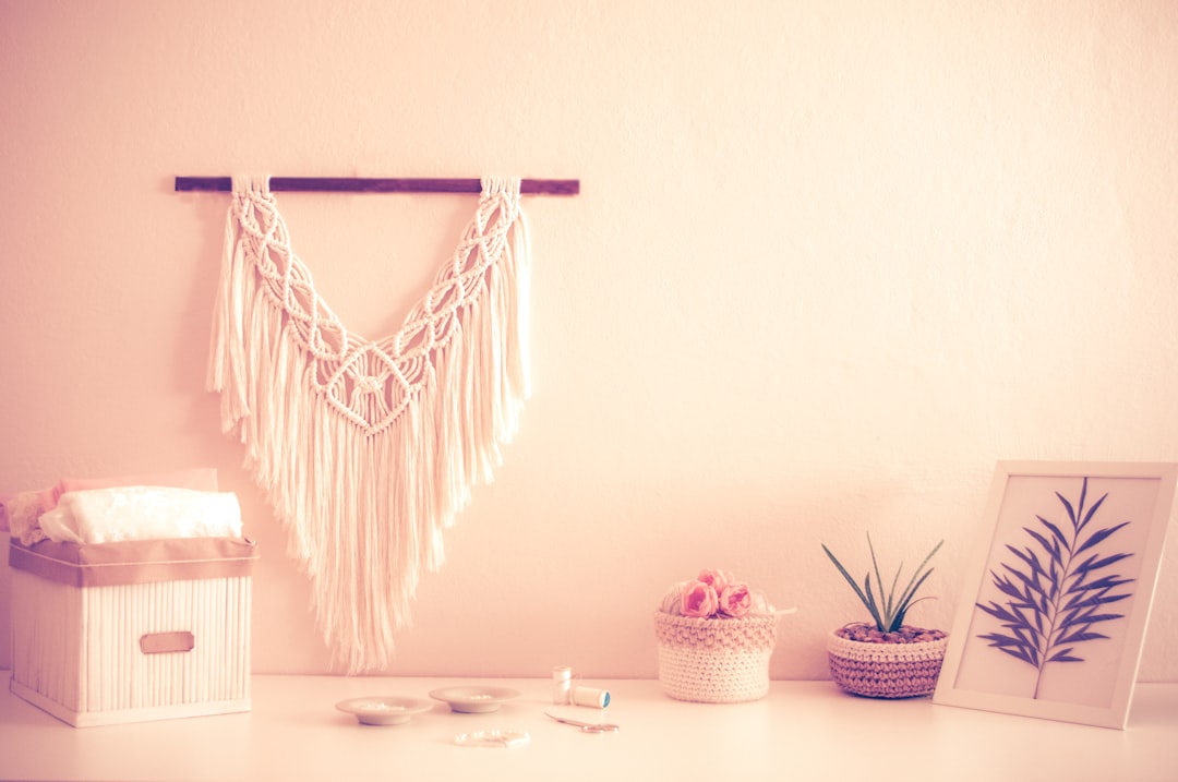 10 Cozy Home Decor Ideas on a Budget for Working Moms