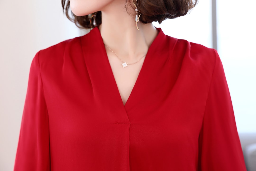 5 Essential Workwear Pieces Every Busy Mom Needs