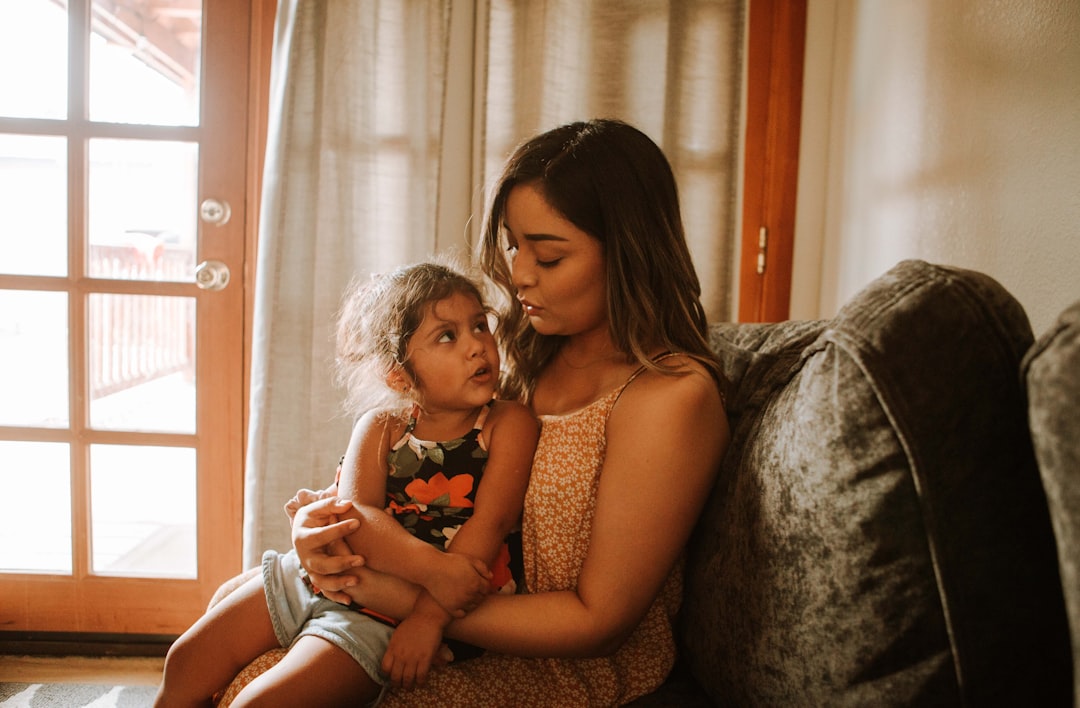 5 Simple Family Activities That Actually Reduce Mom Guilt