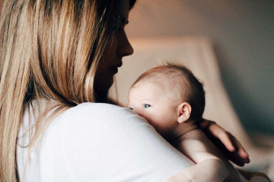 How to Manage Working Mom Guilt and Find Balance