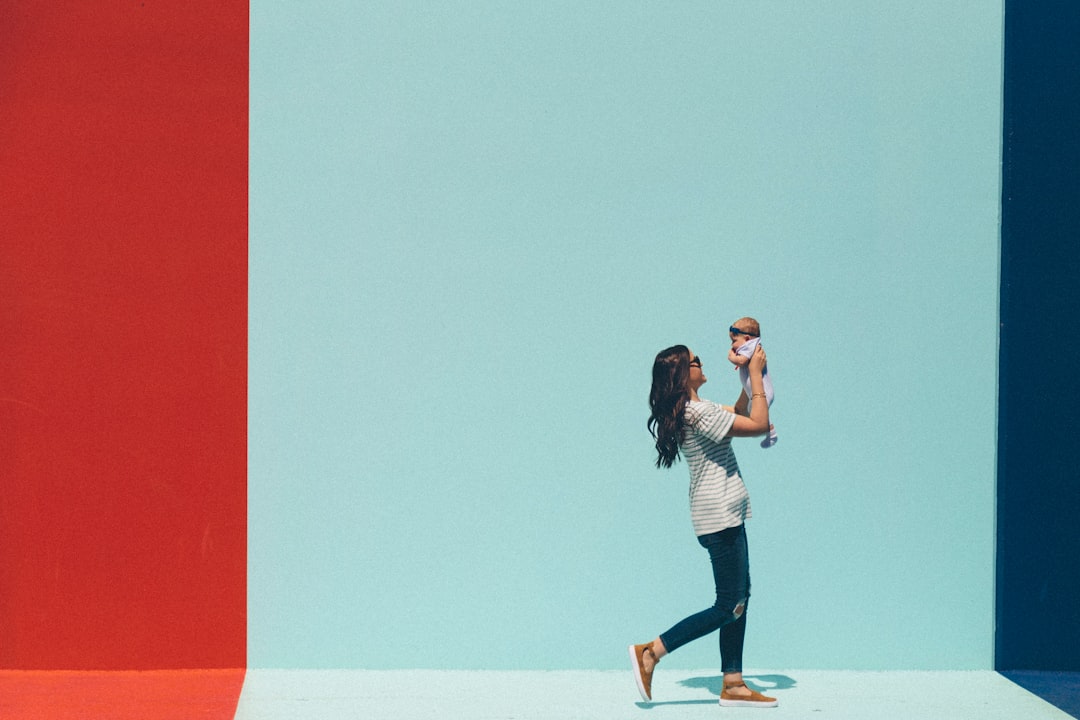 5 Simple Ways to Manage Working Mom Guilt This Week