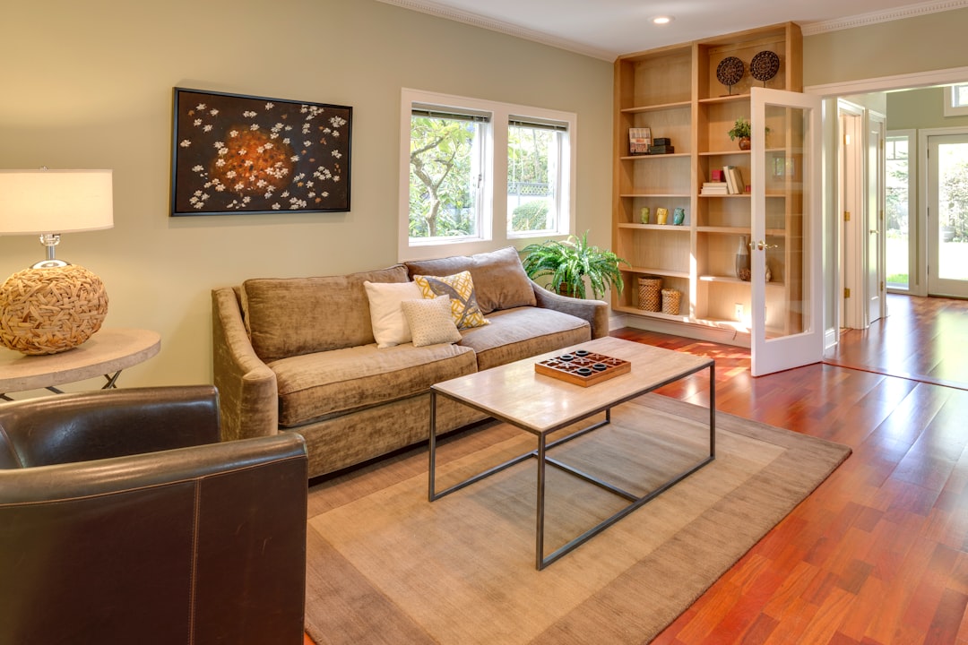 10-Minute Home Reset: A Working Mom's Evening Routine