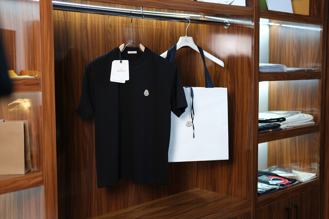 5 Workwear Pieces Every Busy Mom Needs in Her Closet