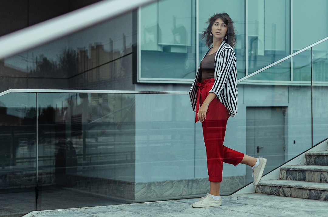 Workwear for Tall Moms: Perfect Fits for Your Height